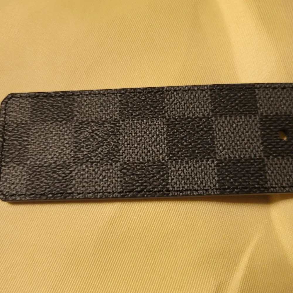 Authentic Louis Vuitton Damier Graphite Reversible Belt 42 inch